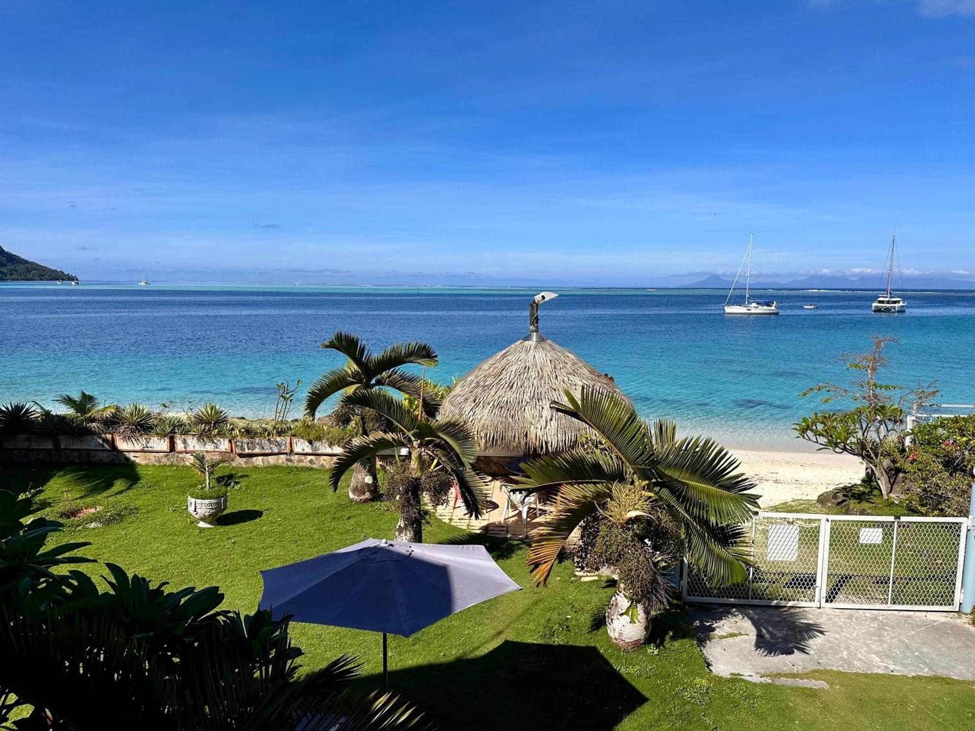 Meri Lodge Huahine Fare Buitenkant foto